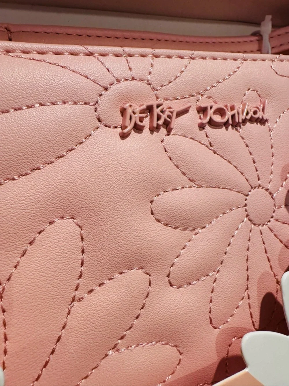 Betsey Johnson Blush Pink Quilted Floral Wristlet Wallet - Picture 3 of 5